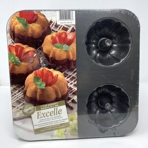 Wilton Excelle 4 Cup / Cavity Fancy Ring Mold Cake Pan Non-Stick Mini Cakelet